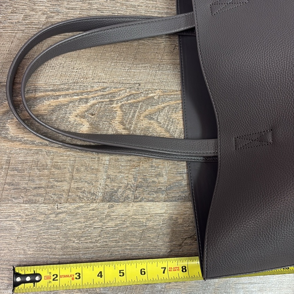 SOLD IN STORE Calvin Klein All Day Tote - Picture 9 of 10